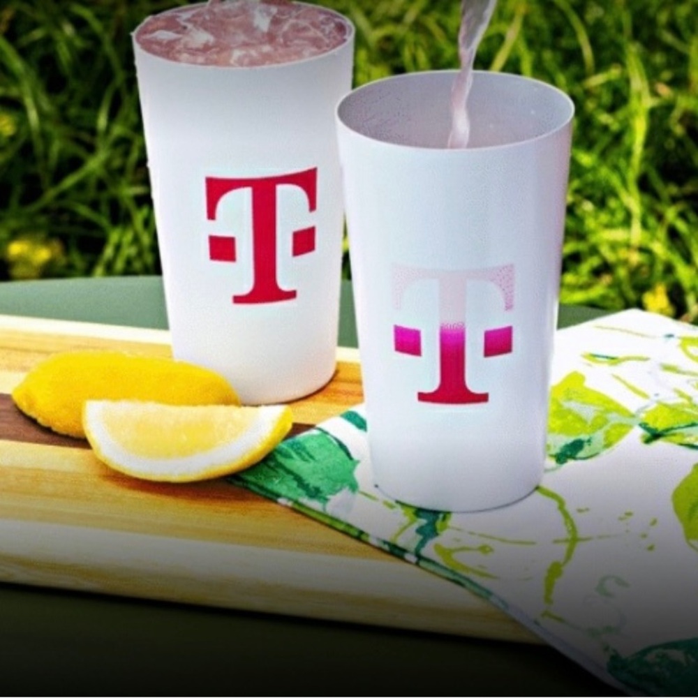 Brand New color changing T-Mobile Aluminum Tumbler, 2024 reusable